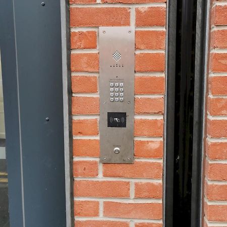 Pass The Keys Cosy High Street Studio With Free Parking Apartment Lincoln Exterior photo