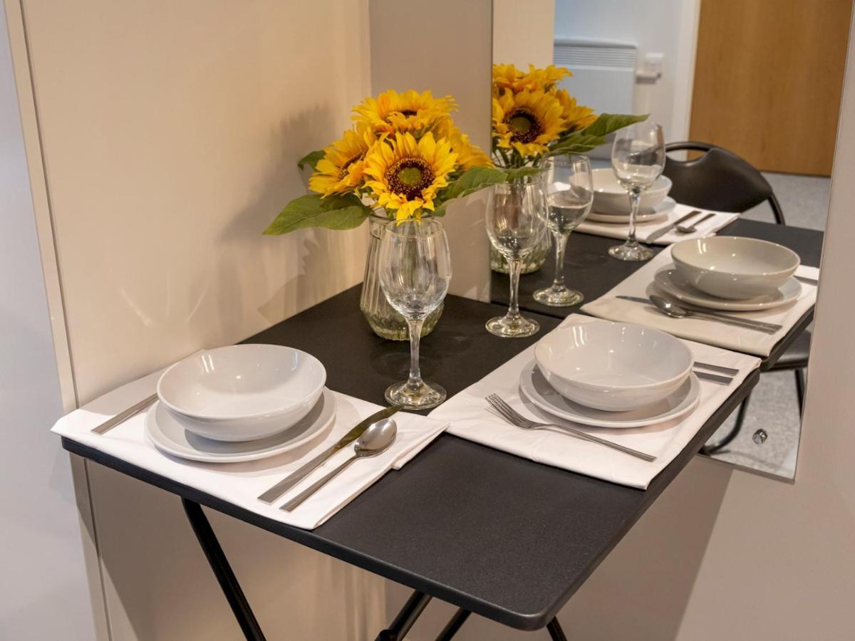 Pass The Keys Cosy High Street Studio With Free Parking Apartment Lincoln Exterior photo